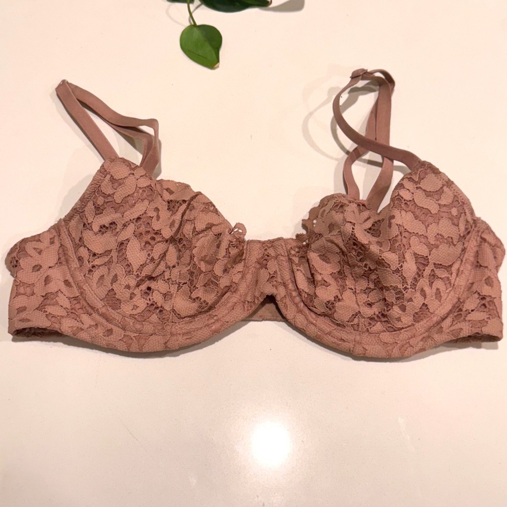 Victorias‎ Secret Mauve Pink Floral Lace Unlined Underwire Bra 34C